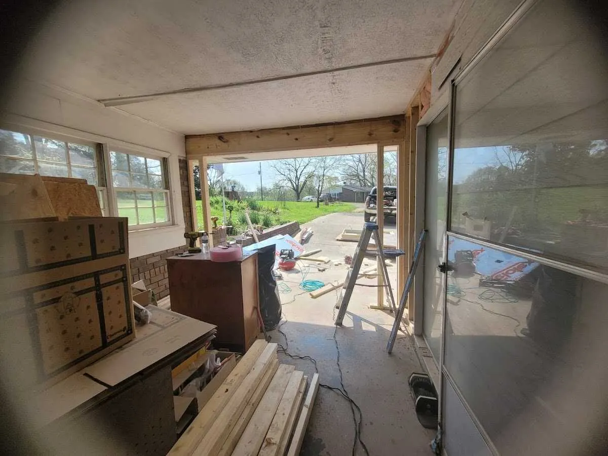 Air movers and dehumidifier for Drying & Dehumidification in Atoka